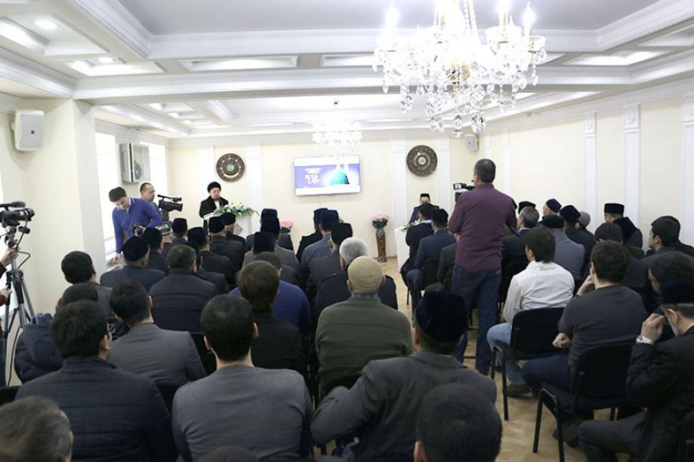 «Муқтадолар саййиди» шиори остидаги мавлиди шариф анжумани (фото+видео)