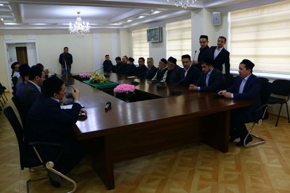 «Муқтадолар саййиди» шиори остидаги якуний анжуман (+34 фото)