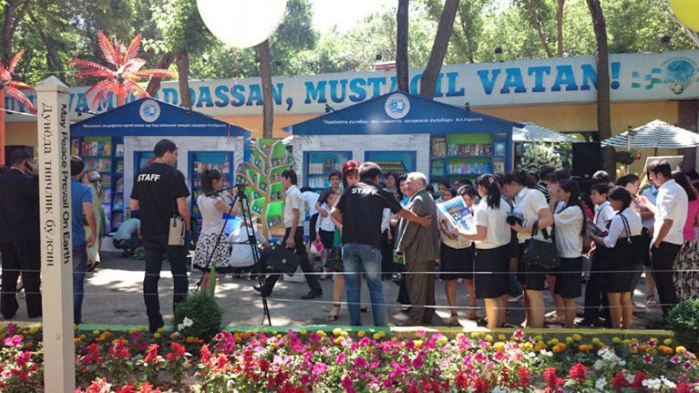 “Hilol-Nashr” нашриёти “Китоб байрами”да иштирок этди